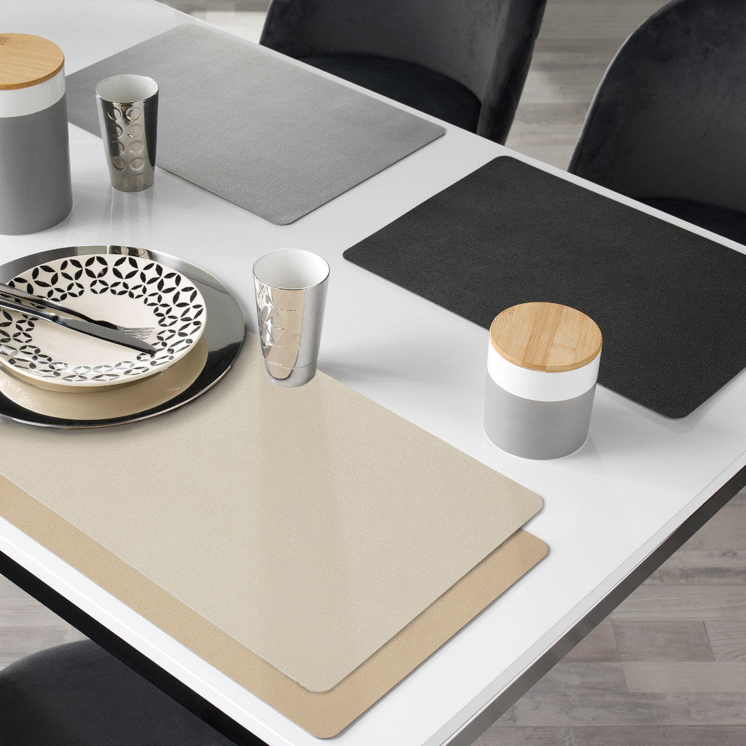 Bergame Cream – Bordstablett i konstläder 30 x 43 cm, vändbar