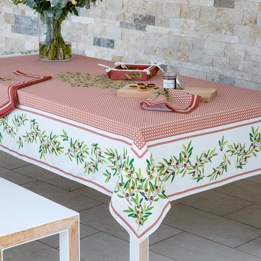 Nyons Terrakotta – Rektangulär provenceduk 155 x 250 cm, miljöbild