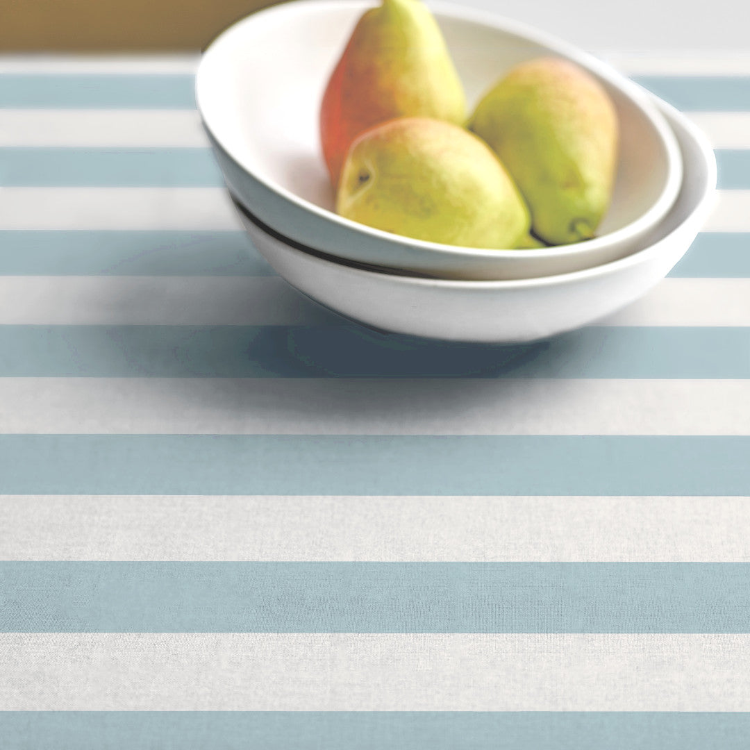 Parallel Linen Blue – Södahl textilvaxduk i 100 % bomull med glidskydd, närbild