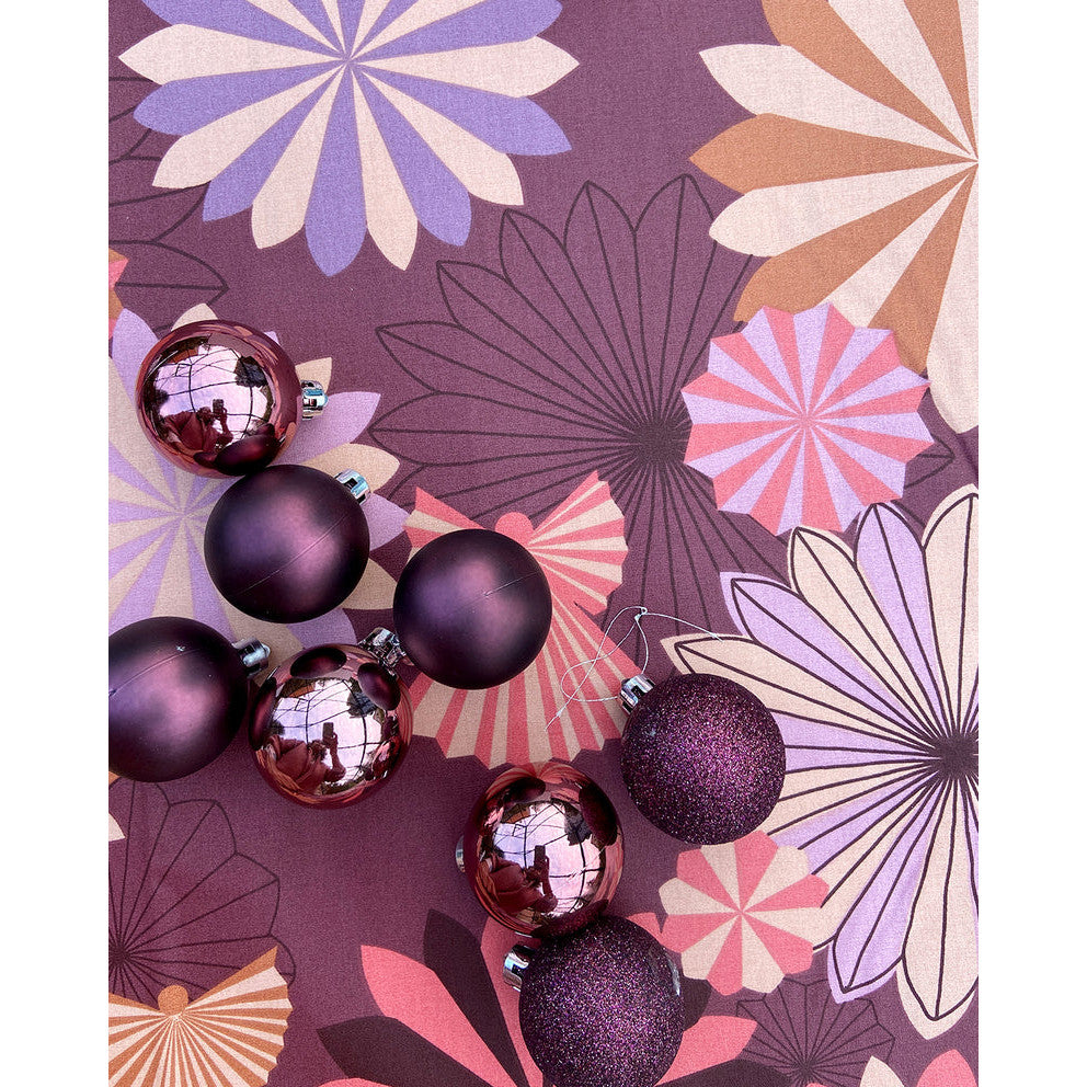 Engel Purple - Notes by Susanne Schjerning - textilvaxduk med glidskydd