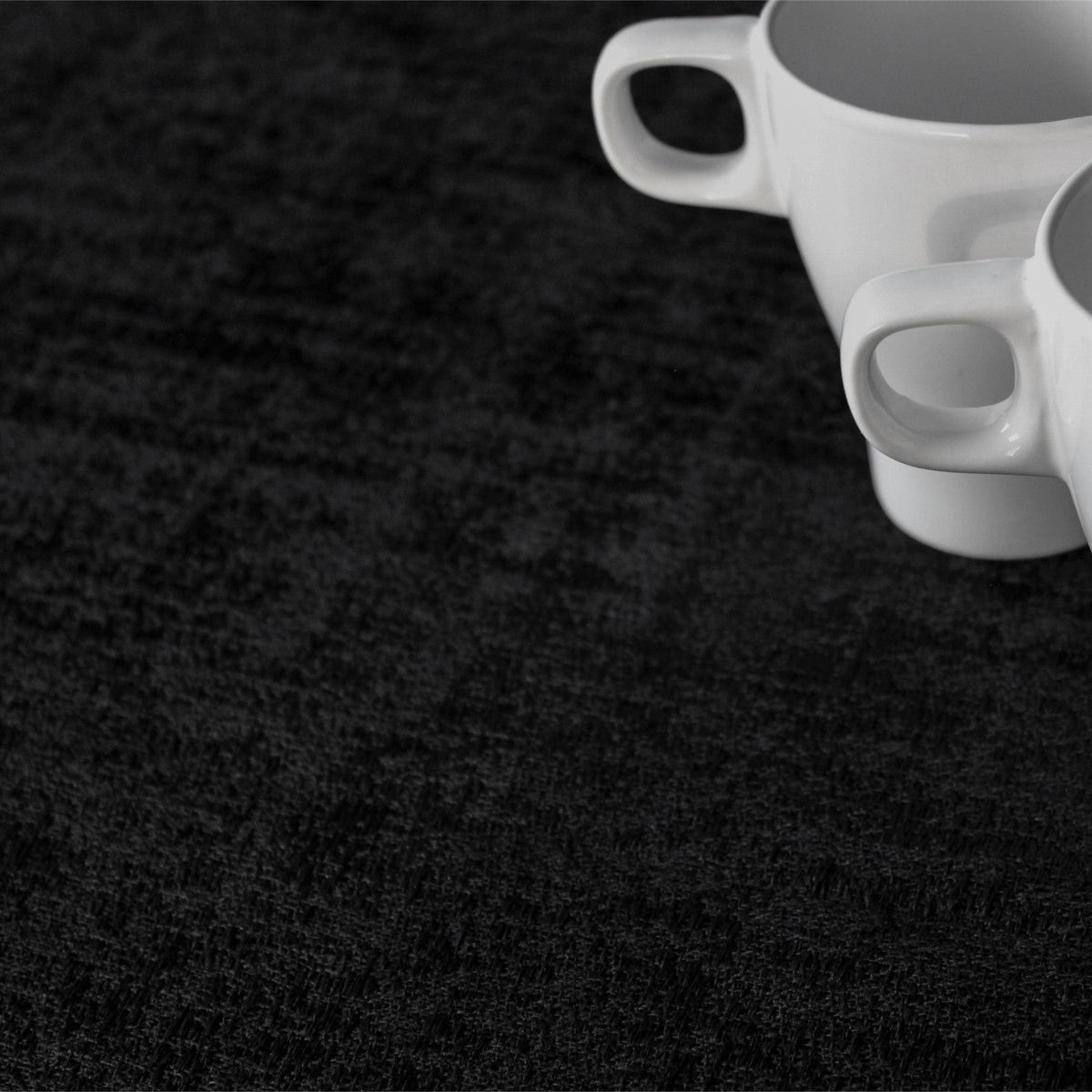 Morillo Luxxus Svart - Jacquard vävd textilduk, 180 cm bred