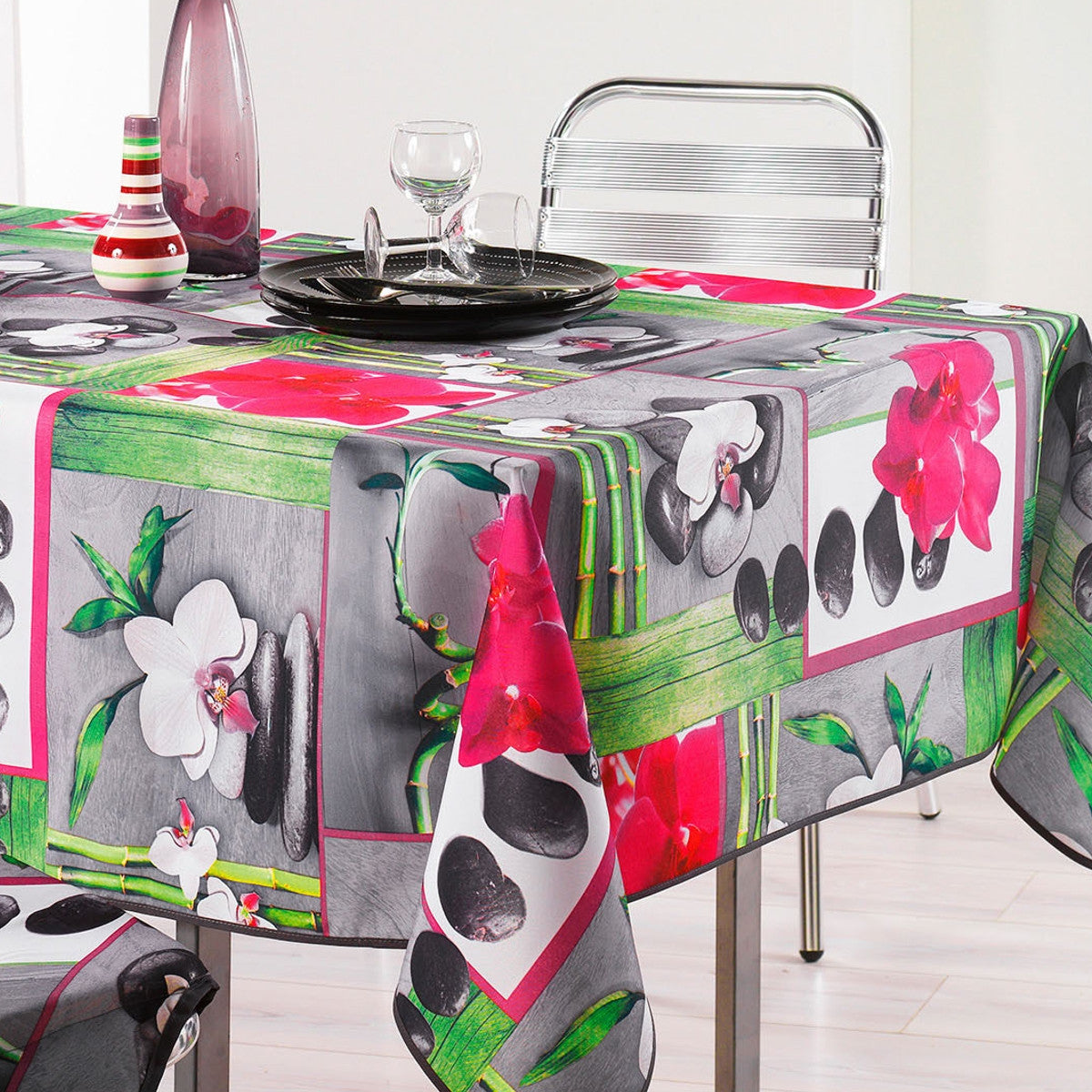 Orchidee duk med fläckskydd - 150 x 240 cm