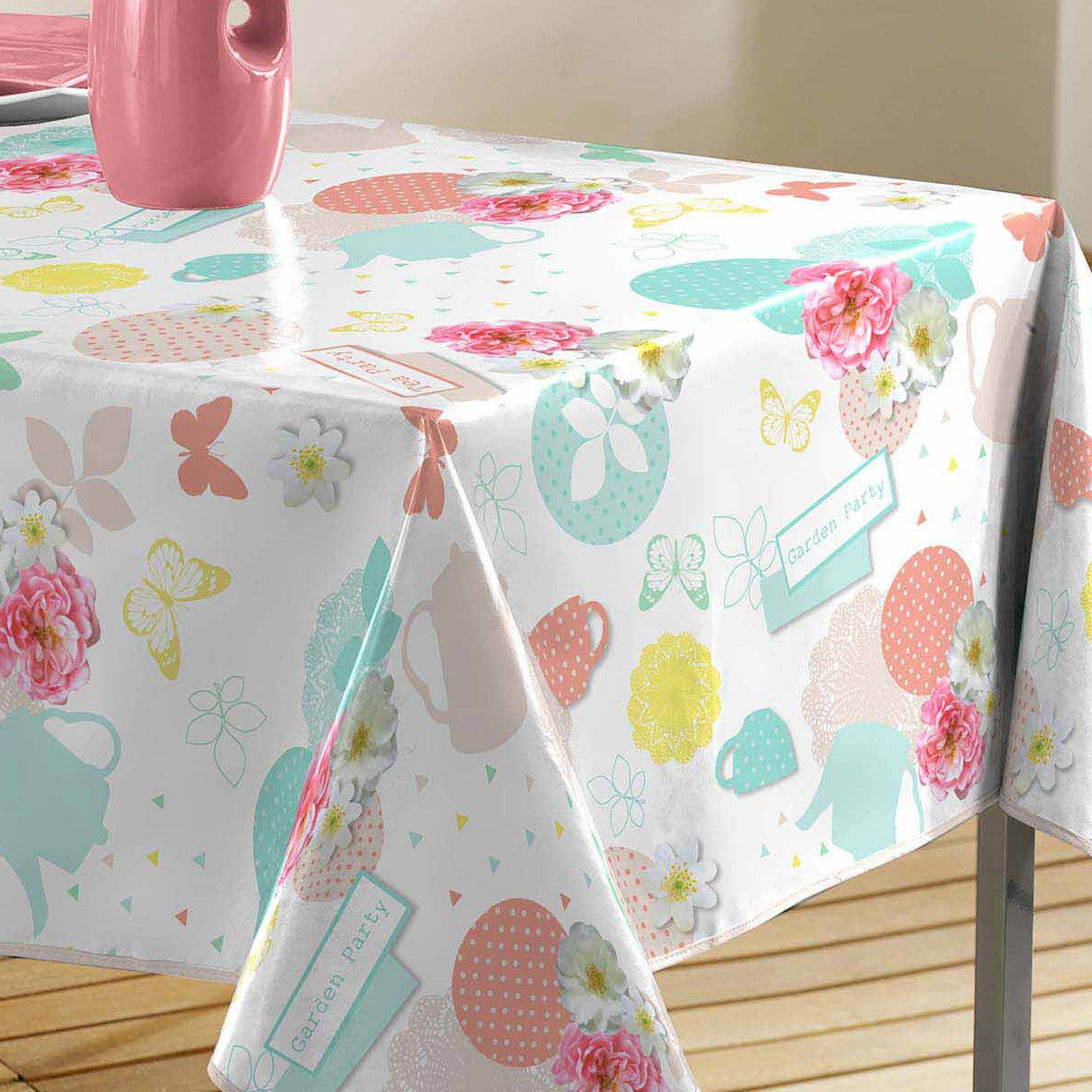 Tea Party - vaxduk med tekannor, 140 x 240 cm