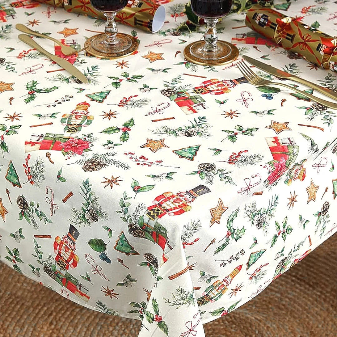Nötknäppare och Gåvor - jultextilvaxduk med klassiska motiv