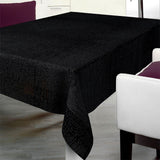 Nordfavn Elegant Black Onyx – Extra kraftig svart vaxduk med vackert präglat mönster, miljö 1