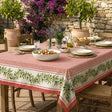 Nyons Terrakotta – Rektangulär provenceduk 155 x 250 cm, trädgårdsmiljö