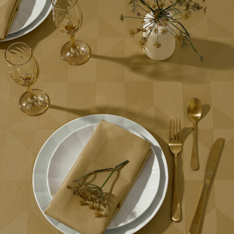 Compliments Wind Damastduk, Brass – Rund Ø 200 cm, närbild
