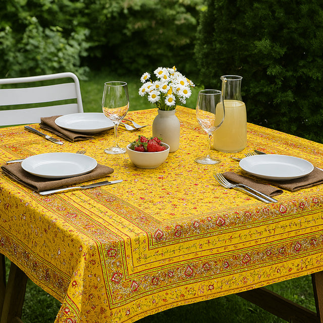 Fleurs Des Champs Gul - Rektangulär provenceduk 160 x 300 cm