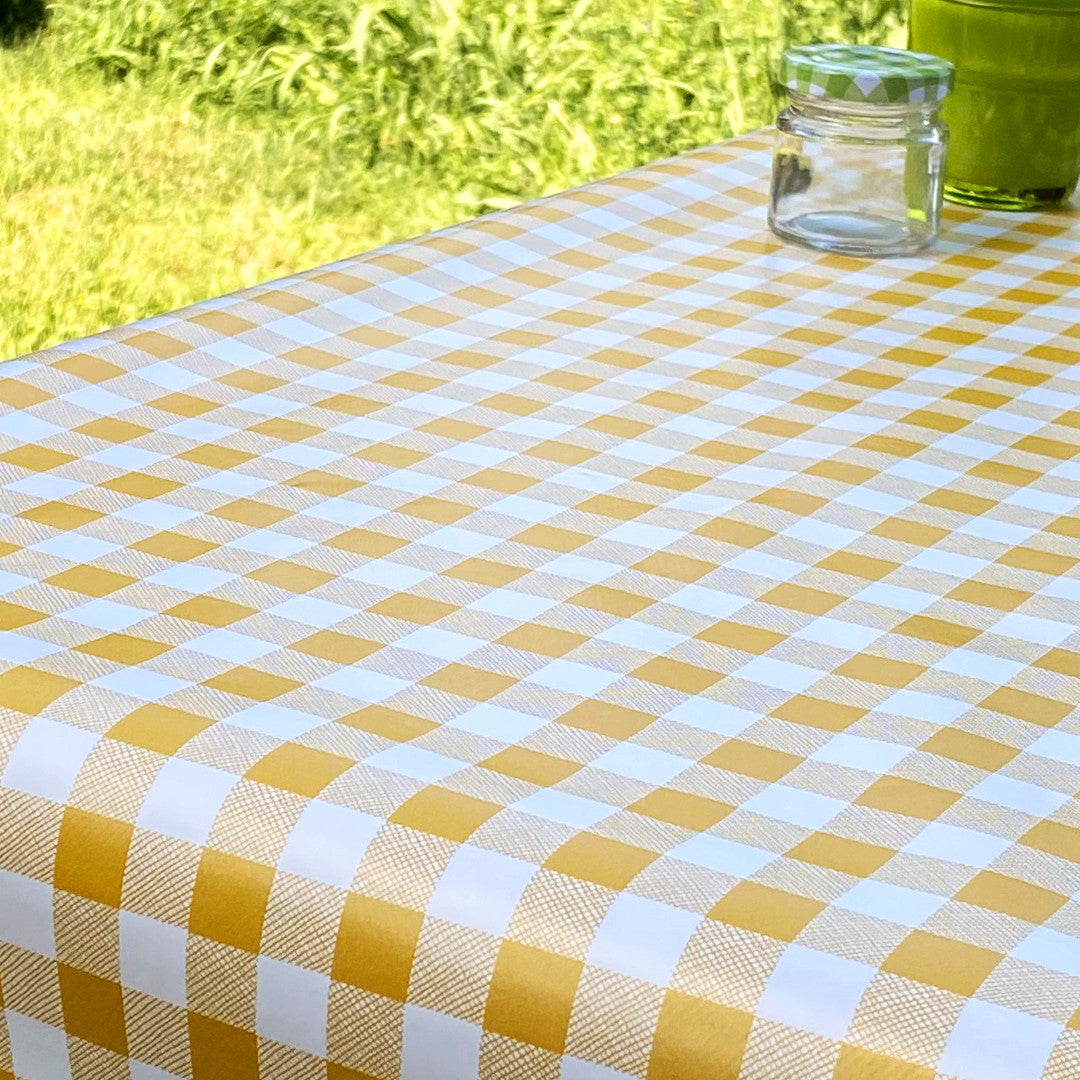 Vaxduk med klassiska rutor 1,5 x 1,5 cm - 140 cm bred - Gul
