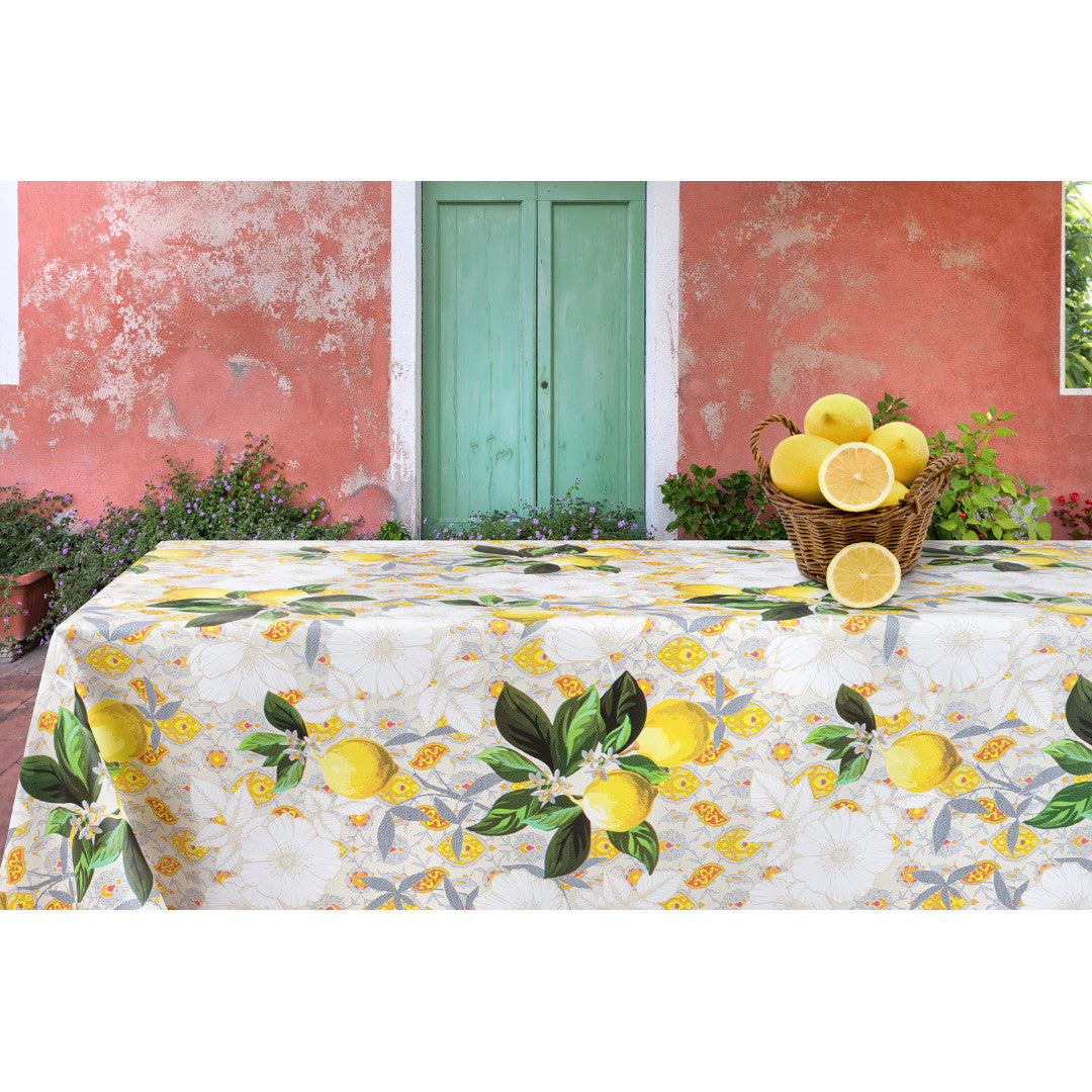 Lemon Siena – Vaxduk med citroner och italienskt mönster, miljöbild