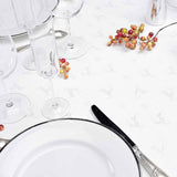 Les Rennes Metallic Vit 140 x 250 cm, julduk dukning glittrande silver renar