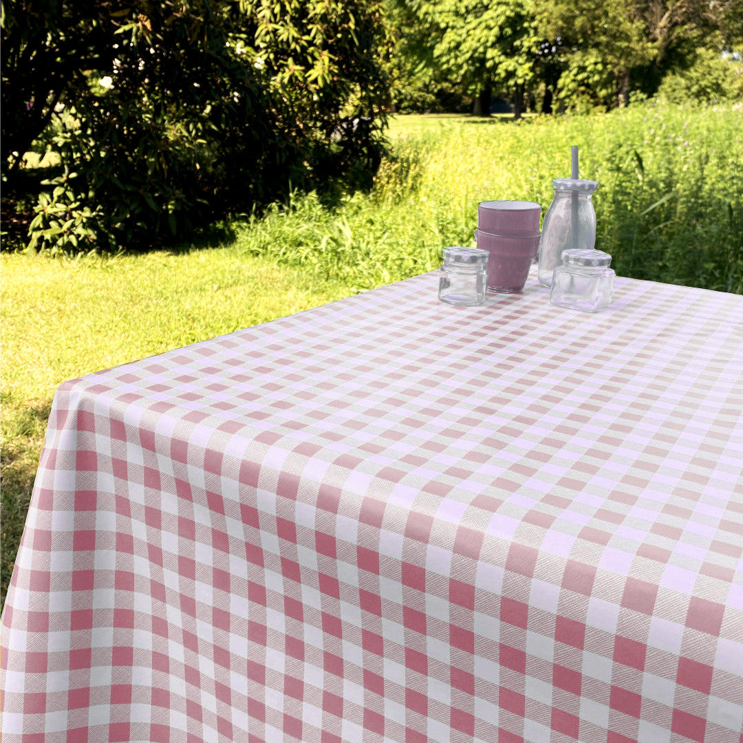 Vaxduk med klassiska rutor 1,5 x 1,5 cm  - 140 cm bred - Ljus lila