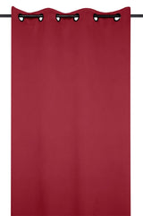 Notte Röd – Mörkläggningsgardin 135 x 250 cm, miljö