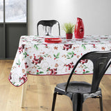 Pere Noel Vit 150 x 240 cm, julduk med tomtar, miljöbild