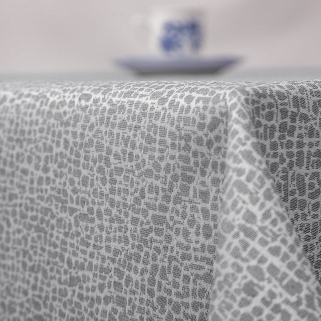 Jacquard Stone Grey – Elegant textilvaxduk med jacquardvävt mönster
